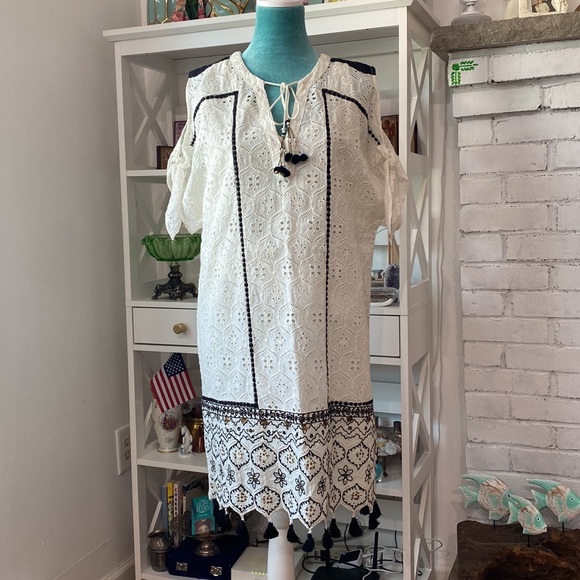 NWT Anthropology Hemant and Nandita Size S Aditya Embroidered Tunic Dress - Picture 2 of 13